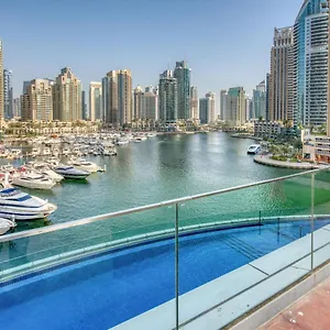 Apartment Cayan Tower, Dubai
